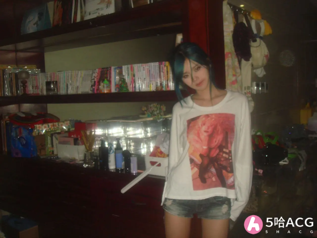 千万网红井川里予从纯欲天花板变非主流，疑似2分13秒视频曝光