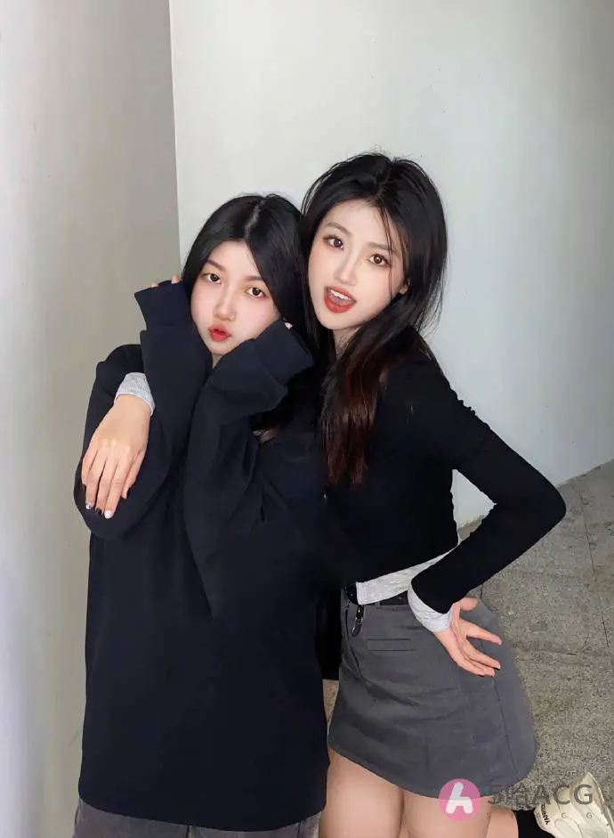 湖南娄底李诗婷维修手机被老板曝光 长相清纯可爱！