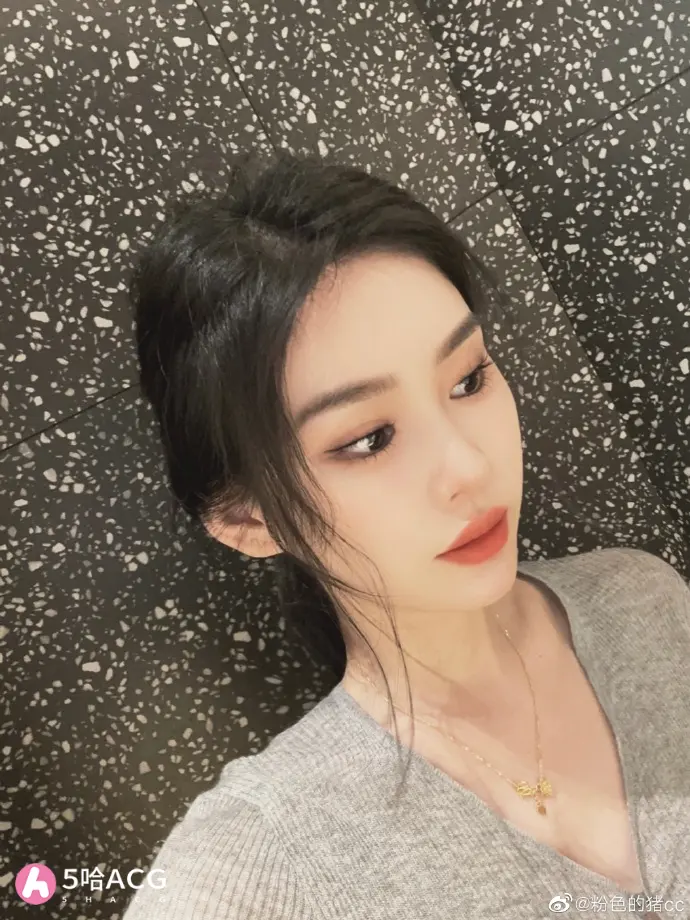 粉色的猪陈佩奇yyyy 维密圈8分14秒视频是什么瓜？