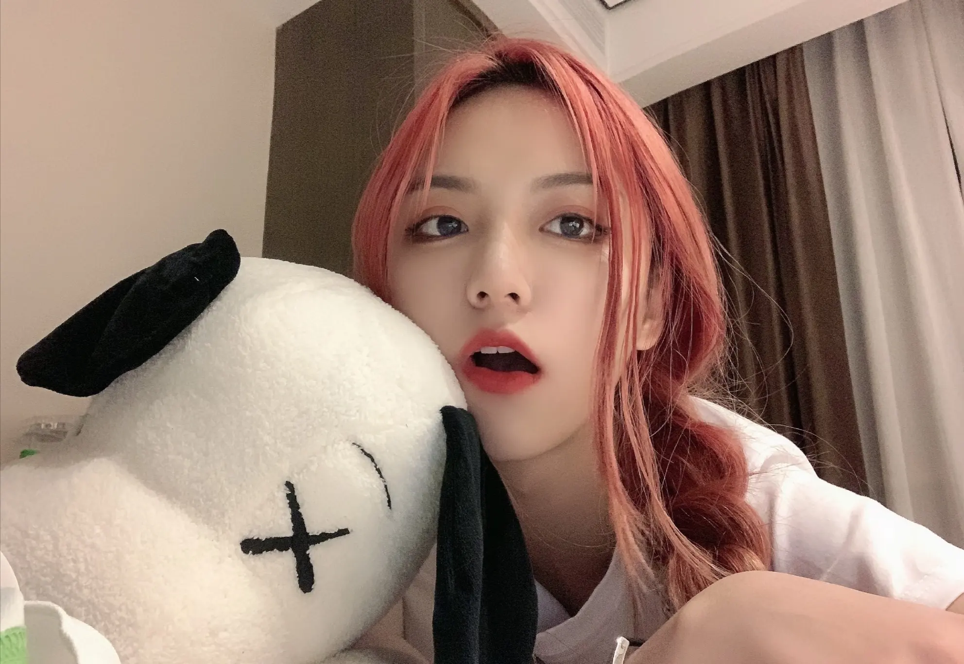 抖音千万网红刀小刀阳台视频，多段不雅视频流出曝光！