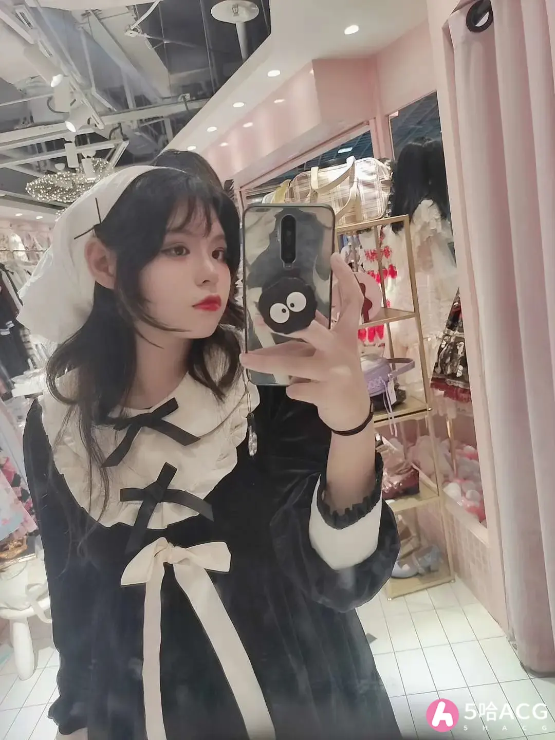 抖音网红coser暗黑水晶铁蛋酱吃瓜，瓜友：又一饱眼福了