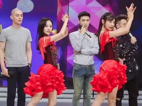 快乐大本营鞠婧祎骑马是什么梗，16年快本SNH48鞠婧祎骑马表情