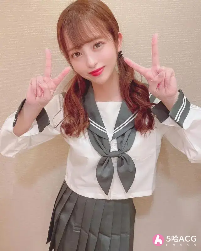 大眼萝莉樱萌子个人资料图片，名副其实的偶像出道