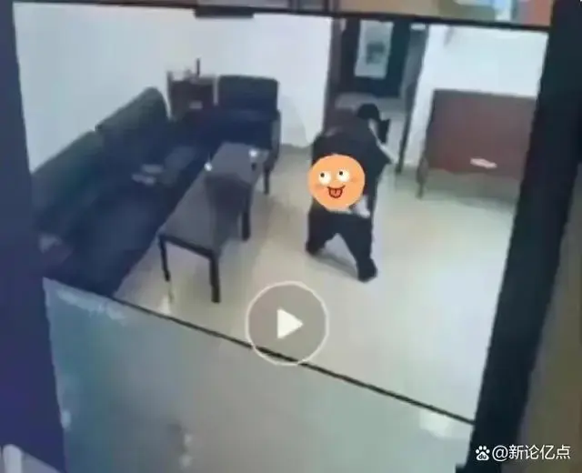 全网热瓜！潍坊村书记与女主任忘关镜头致不雅视频流出