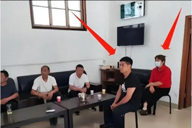 全网热瓜！潍坊村书记与女主任忘关镜头致不雅视频流出