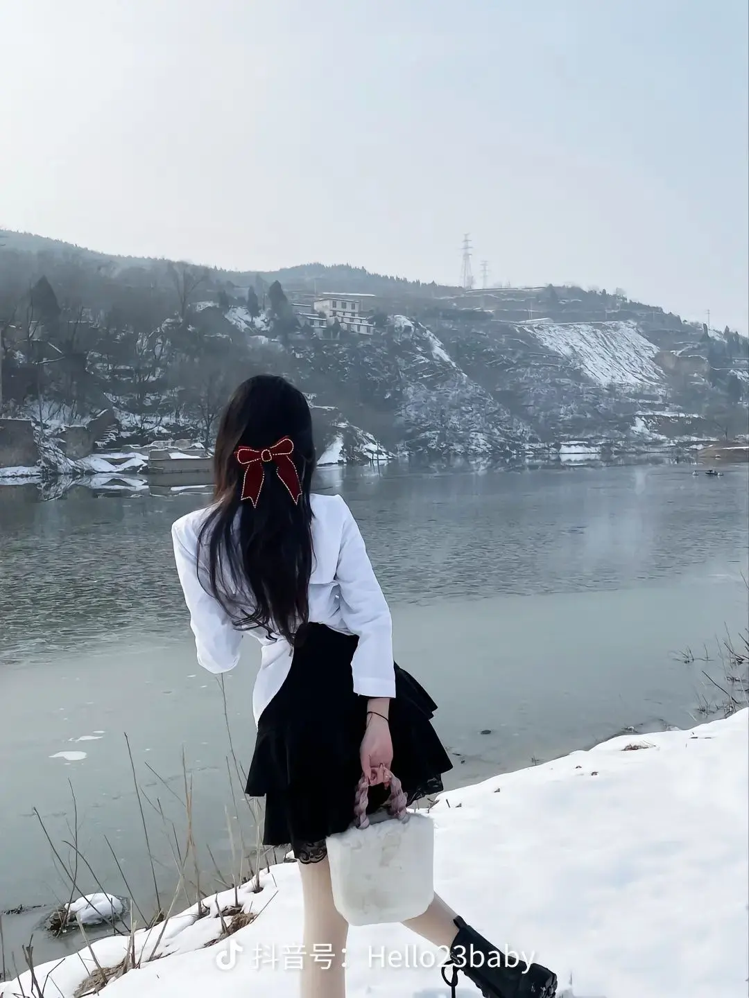 抖音路虎代言人秀儿和妹妹的瓜