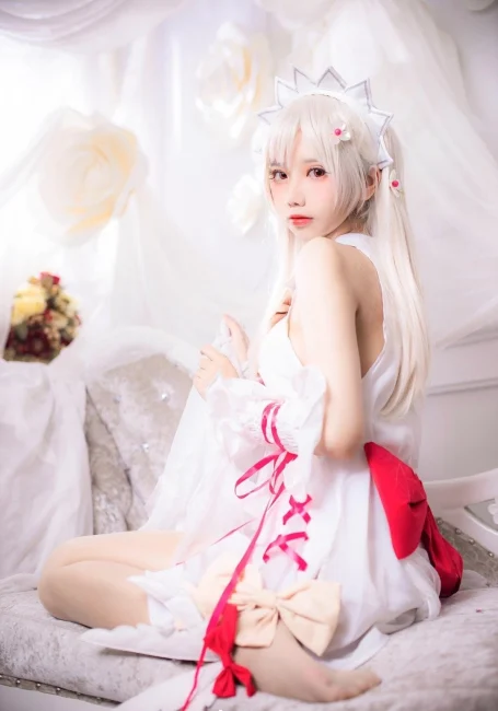 Cos美女果咩酱w - 可爱萌妹图片合集