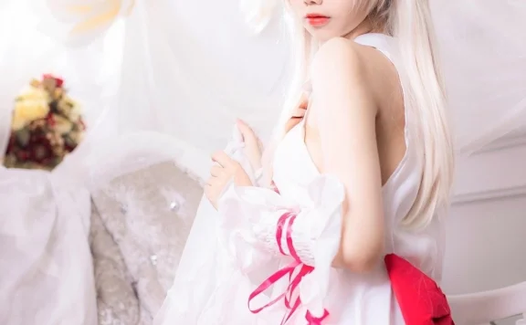 Cos美女果咩酱w - 可爱萌妹图片合集