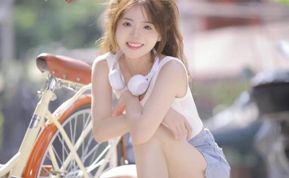 秋日，午后，自行车上的整个青春