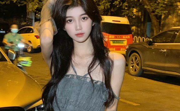 从小美到大！鱼子鱼子u晒出手机高中美照 打脸网友整形说