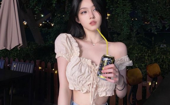 御姐系长发正妹[阿宅]长相清秀气质俱佳