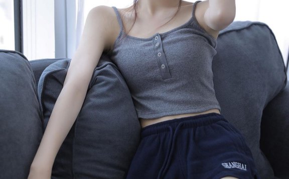 清纯美女 鱼子鱼子u,居家女友写真图片