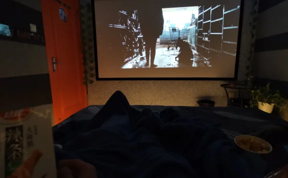 个人情侣网站上推荐的那些私人影院有多可怕？