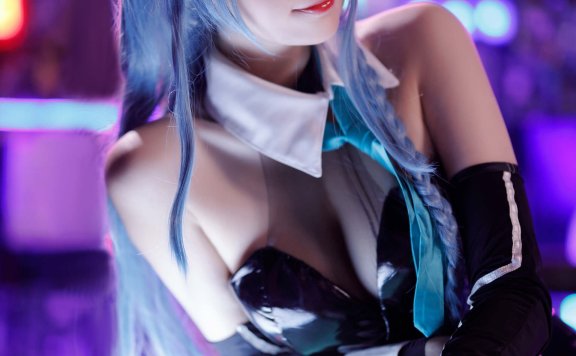 周叽是可爱兔兔cos图片合集