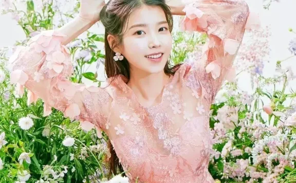 ai人脸替换李知恩造梦视频是什么梗，IU的ai换脸视频实情