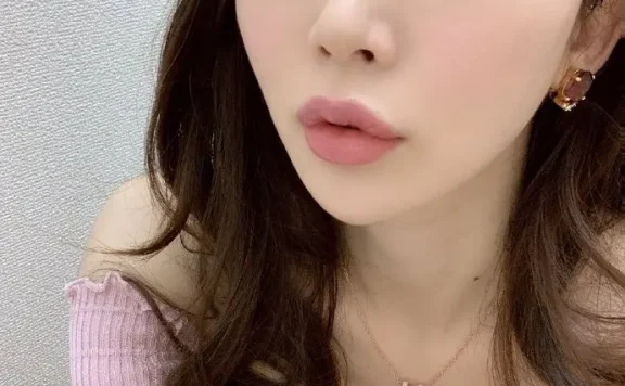 目黑惠(目黒めぐみ)个人资料简介及作品写真图片