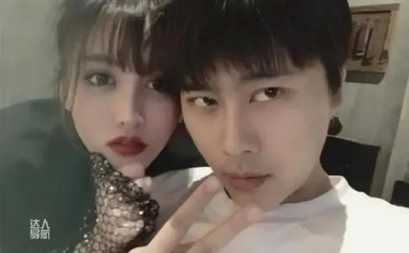 赵梦玥和卢本伟为什么分手 赵梦玥卢本伟正式分手是真的吗？