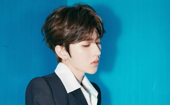 今天蔡徐坤的事件上多个热搜，但丝毫未提蔡母的事