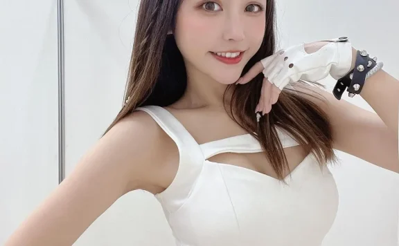 台中太阳啦啦队员照片——其其兒