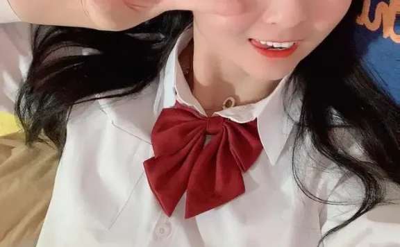 推特超高人气网红，一只云烧萌萌哒小萝莉照片