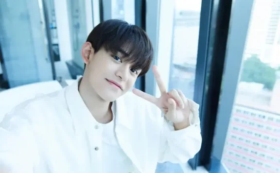 黄旭熙到底干了什么，为什么不参加奔跑吧了？