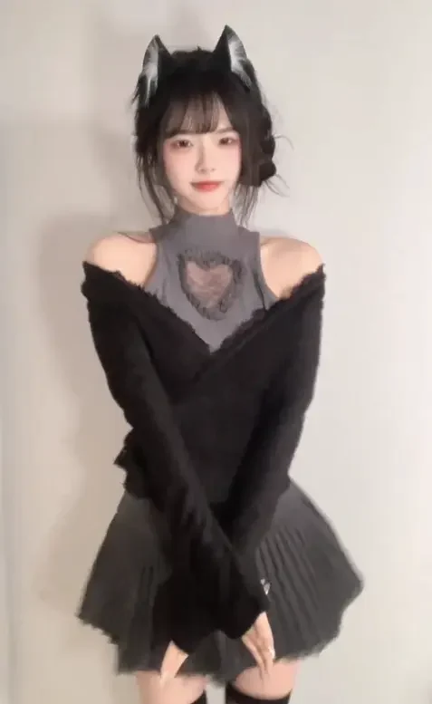 鱼鱼酒@今晚不吃鱼 人机出现一下