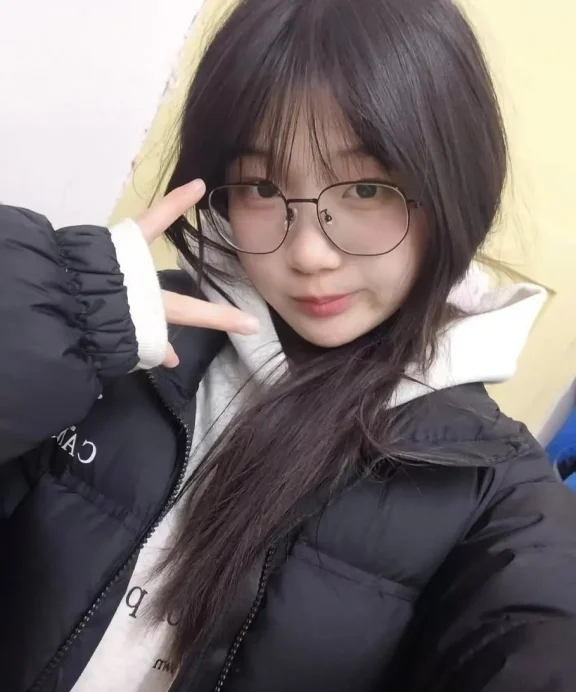 推特网红奇迹manman女菩萨，混是真的混嫩是真的嫩