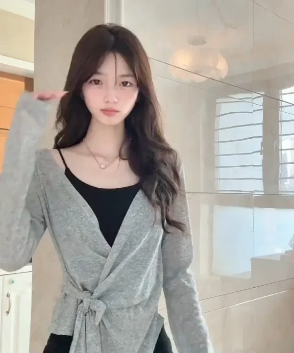 #女大学生@小库小库